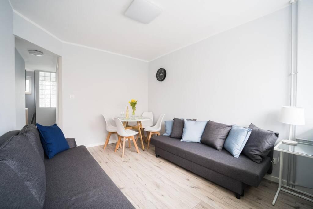4 Rooms Apartment On Martket Square - Nice View - 150 M Town Hall Βρότσλαβ Εξωτερικό φωτογραφία