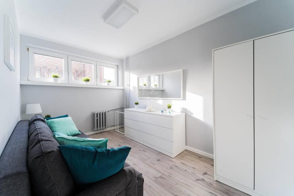 4 Rooms Apartment On Martket Square - Nice View - 150 M Town Hall Βρότσλαβ Εξωτερικό φωτογραφία